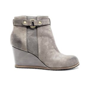 Susina Keely wedge booties